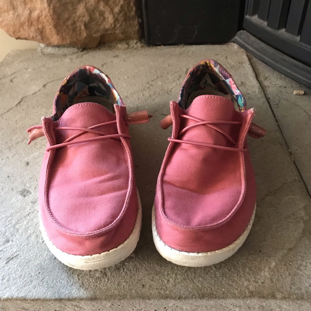 Pink Hey Dudes